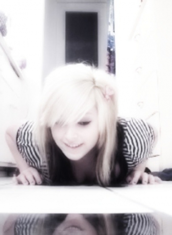 mE s!Si 4eVeR