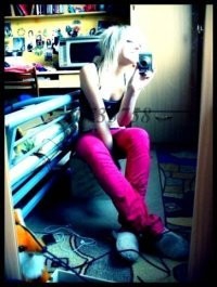 mWa....Sarah..-XD-..SiSi 