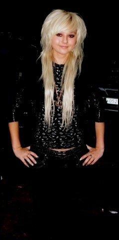 mWa mo0n siSi.....-XD-