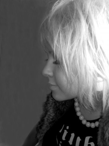 mWa mo0n siSi.....-XD-