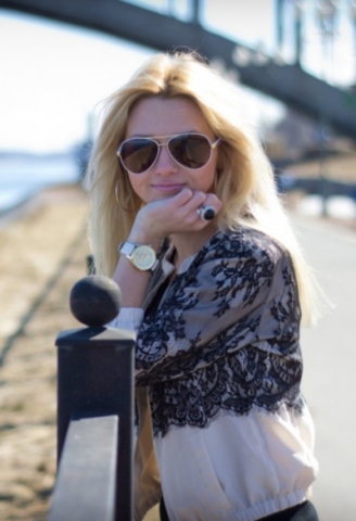 mWa mo0n siSi.....-XD